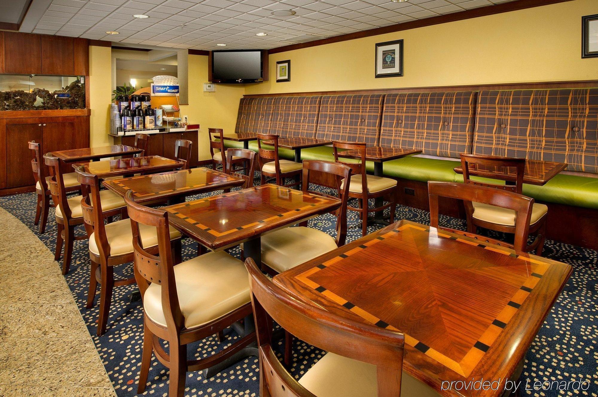 Holiday Inn Express Hotel & Suites Annapolis By Ihg Экстерьер фото